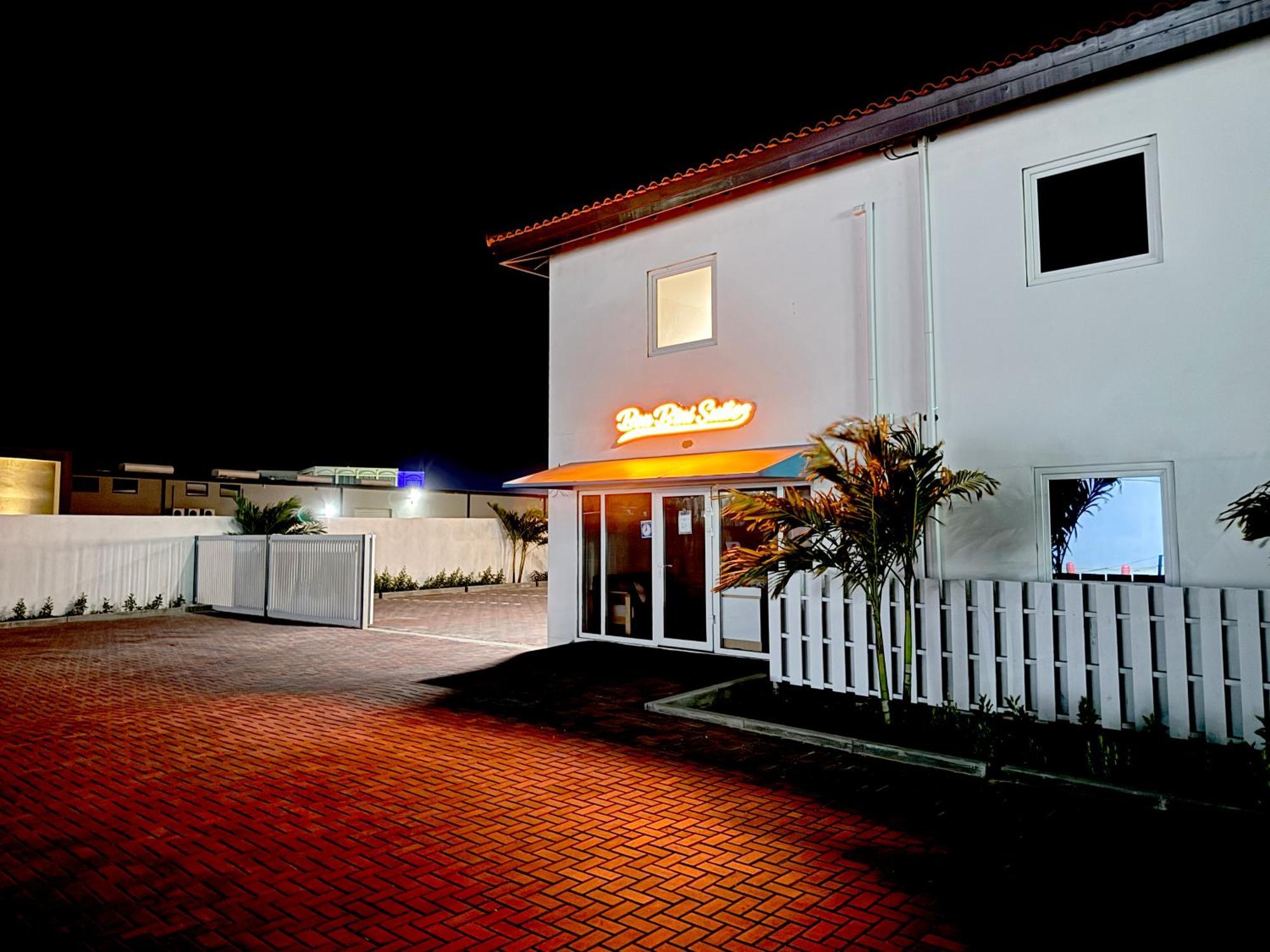 Bon Bini Suites Ораниестад Екстериор снимка